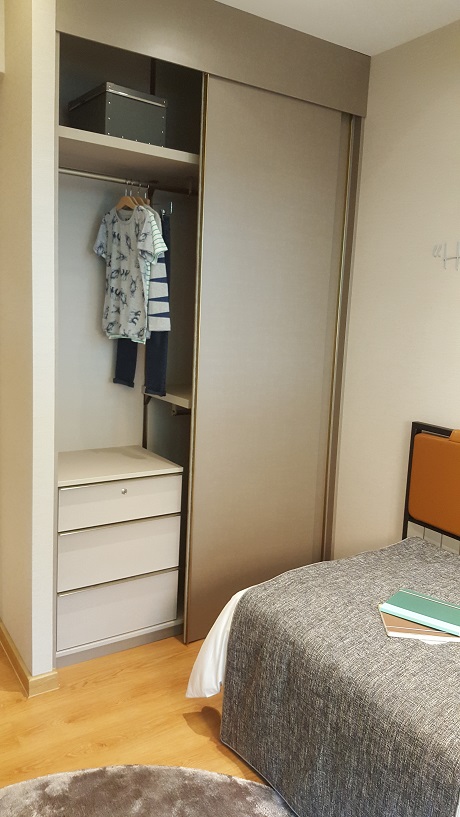 Rivercove Residences bedroom